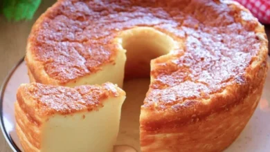 Bolo mole de liquidificador: receita cremosa e fácil que fica com textura parecida com pudim