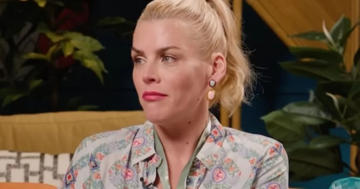 Busy Philipps revela descoberta de problema de saúde após exame