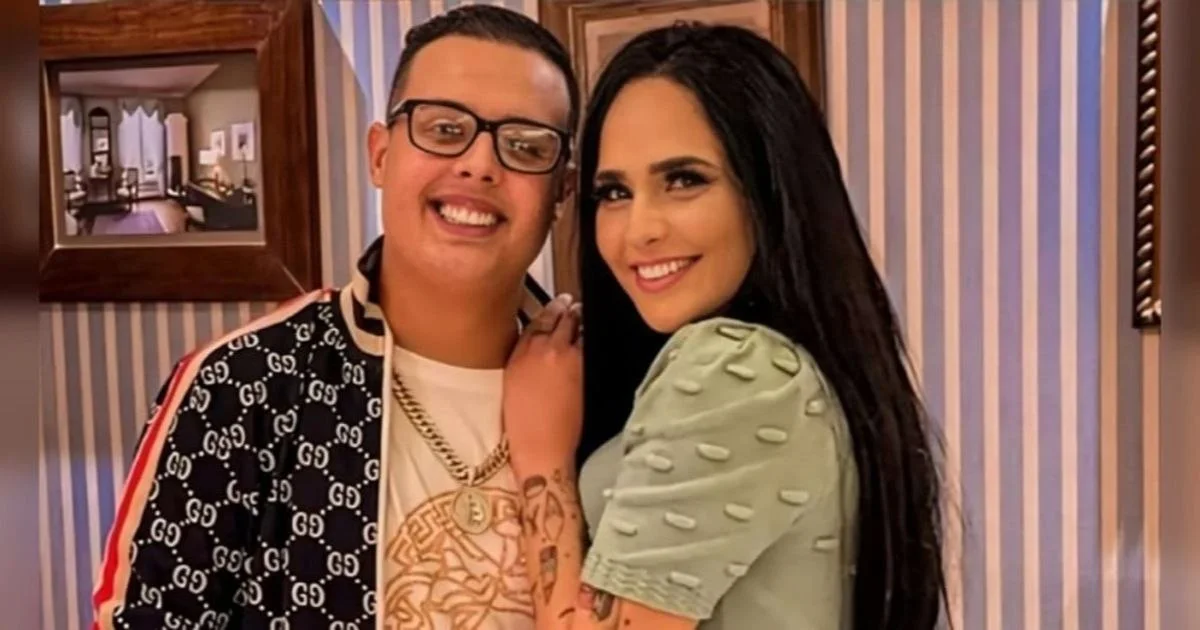 Cantora esclarece rumores após separação de Perlla e fala sobre relação