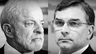 Debate da Band: Veja o que fizeram Lula e Flávio Bolsonaro durante a transmissão