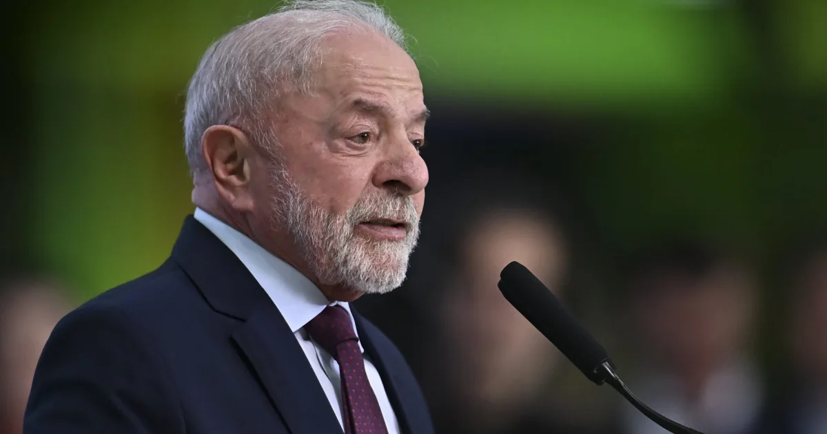 Em reunião com advogado de Lulinha, Lula diz que filho precisa se explicar
