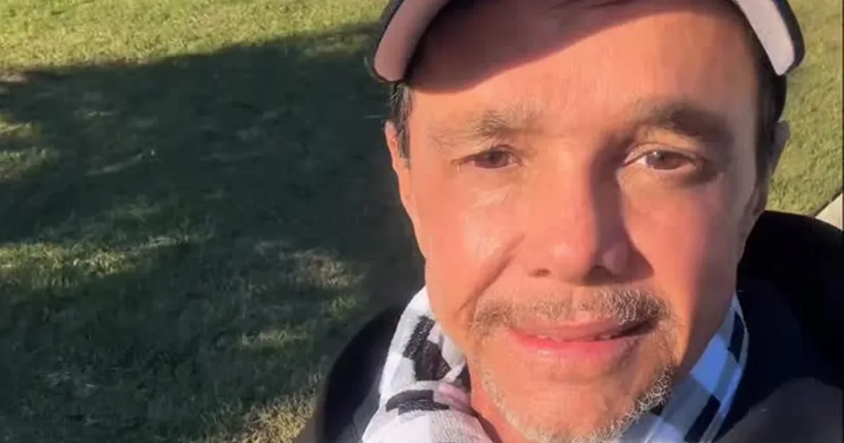 Em tratamento contra o câncer, cantor Netinho sofre acidente doméstico