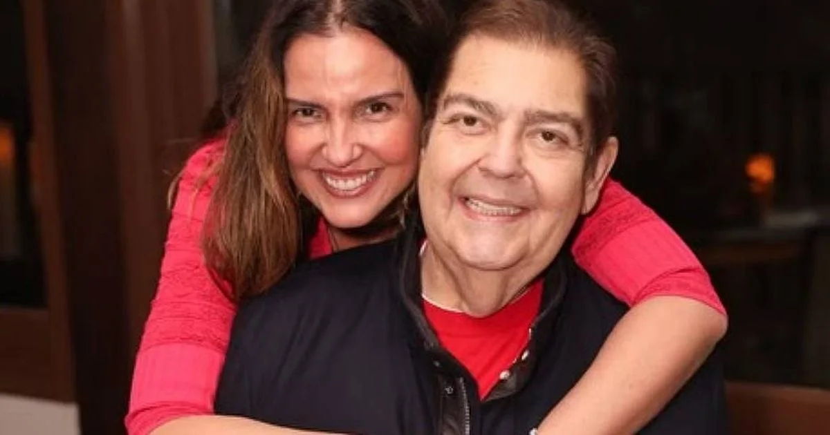 Esposa de Faustão traz notícia sobre o apresentador: “Está muito bem”