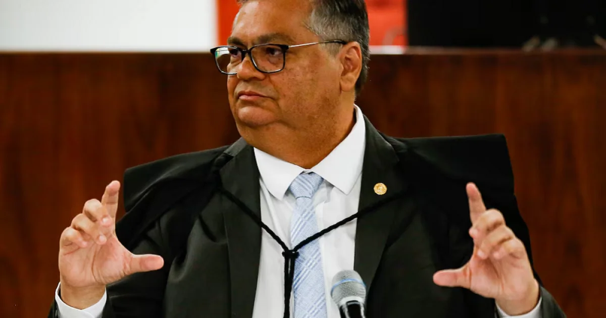 Flávio Dino toma decisão sobre Lulinha e investigação avança