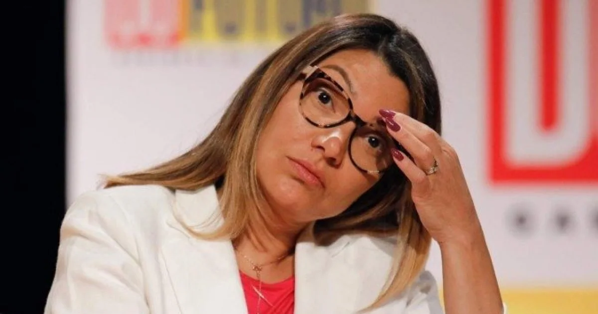 Janja pede bloqueio imediato no Brasil