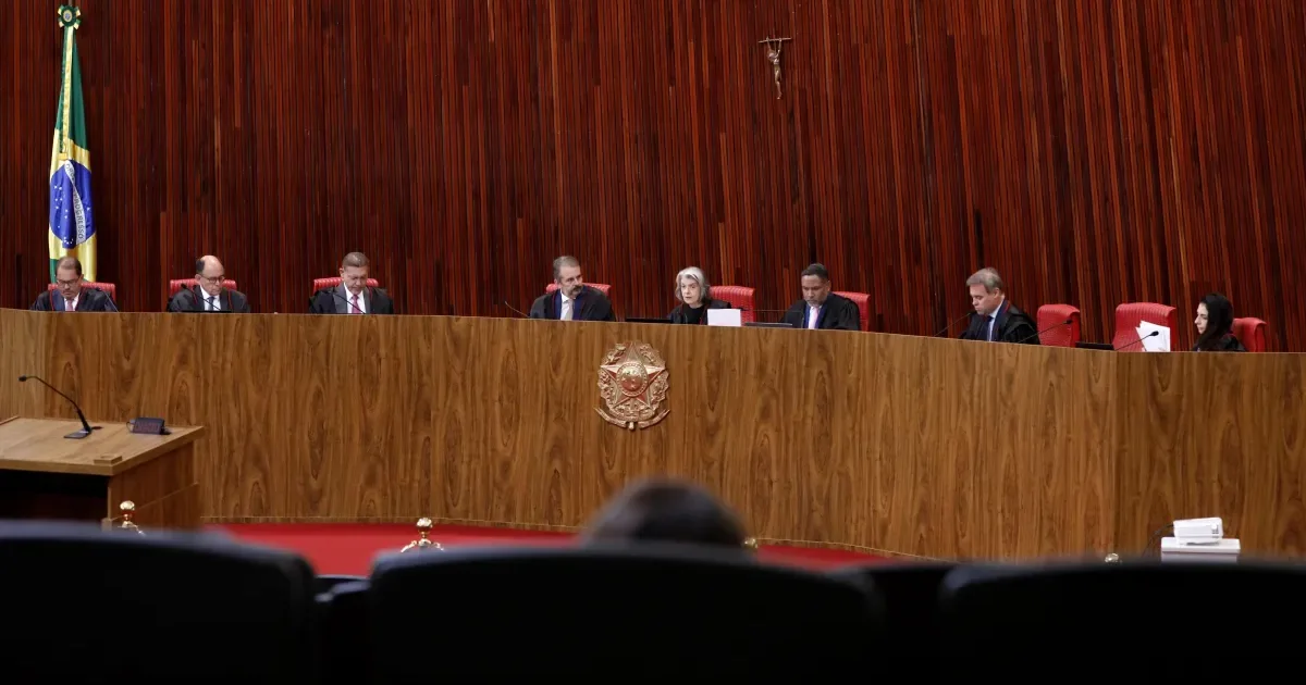Julgamento pendente no TSE trava R$ 2,3 bilhões do Fundo Eleitoral