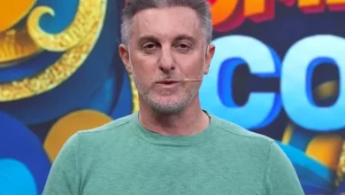 Luciano Huck surpreende ao atender ligação inesperada durante gravação