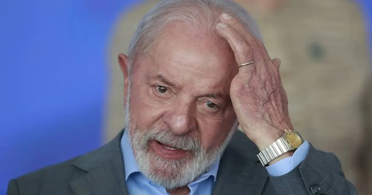 Lula faz movimento antes da posse do novo presidente colombiano