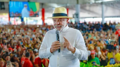 Mendonça manda Lula remover vídeo que traz pedido de voto