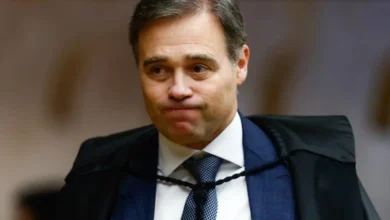 Mendonça manda PF investigar novamente vazamento de inquérito sobre Lulinha