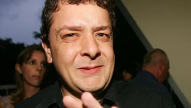 Mensagens de Lulinha a lobista ligado ao "Careca do INSS" são localizadas pela PF: "Nosso futuro é Suíça"
