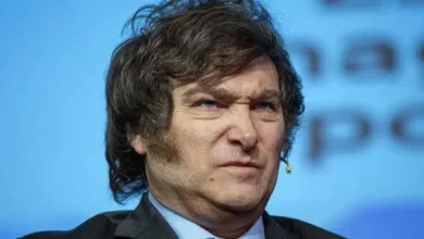 Milei se afasta de ex-assessor e volta a atacar Lula