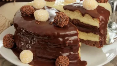 Misture chocolate branco com brigadeiro e prepare o Bolo Dois Amores que fica tão cremoso que ninguém quer só uma fatia