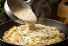 Molho Branco Cremoso e Perfeito: Receita Fácil Para Massas, Lasanhas e Gratinados