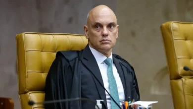 Moraes autoriza fisioterapia em Bolsonaro em um dia da semana