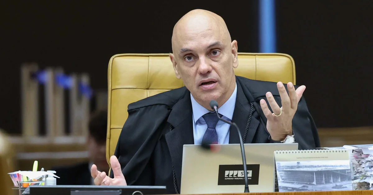 Moraes toma decisão envolvendo a filha de Jair Bolsonaro, Laura Bolsonaro