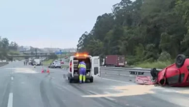 Motorista bêbado capota carro que termina com o óbito de duas pessoas