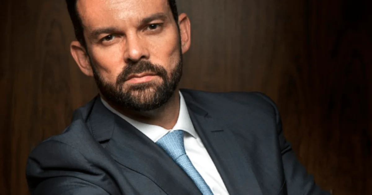 Novo advogado de Vorcaro solicita audiência com Mendonça no STF