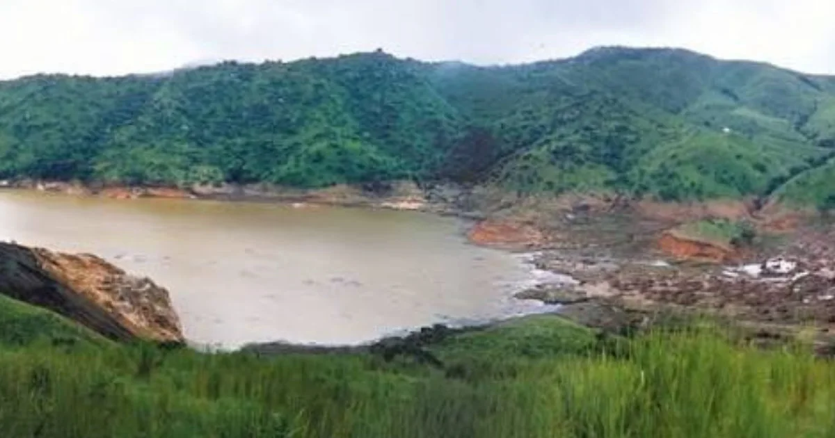 O lago que guardou um perigo invisível por décadas