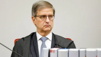 PGR quer que investigação contra filho de Lula saia da relatoria de André Mendonça no STF
