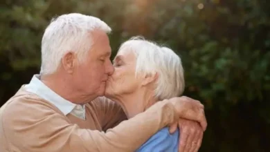 Por que alguns casais com mais de 60 anos beijam menos na boca?