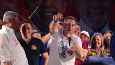 Presença de Jonga Bacelar em ato com Jerônimo Rodrigues gera reação dentro do PL
