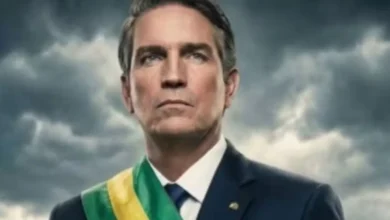 Produtora do filme sobre Bolsonaro faz exigência e envolve até o STF