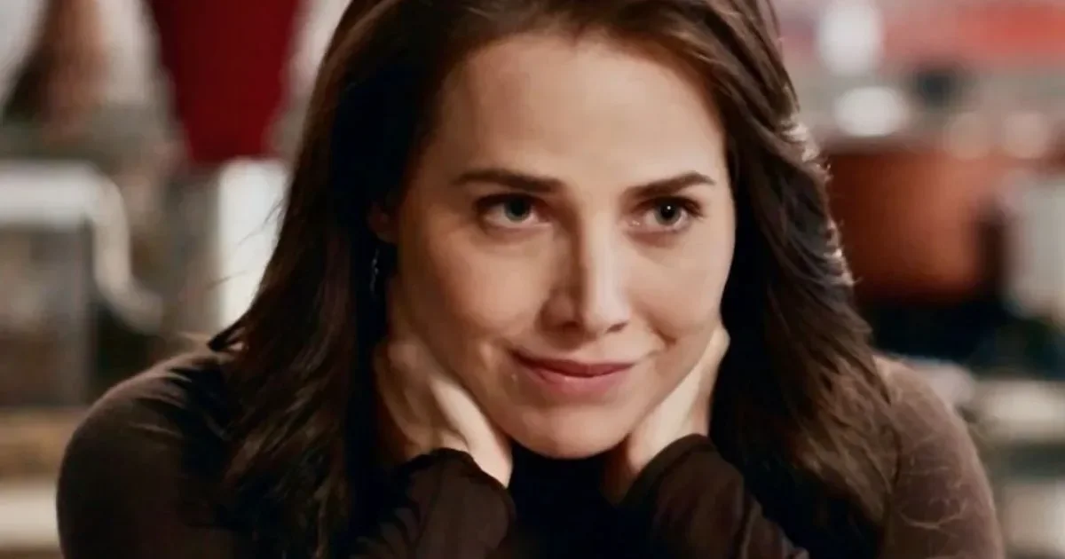 Quem Ama Cuida: Adriana dá de cara com a maior fortuna já deixada por Arthur