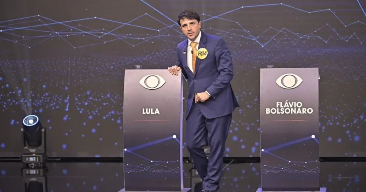 Renan Santos faz críticas a Lula e a parte de seus eleitores durante debate
