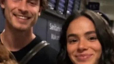 Shawn Mendes deleta foto com Bruna Marquezine após perceber gafe em publicação