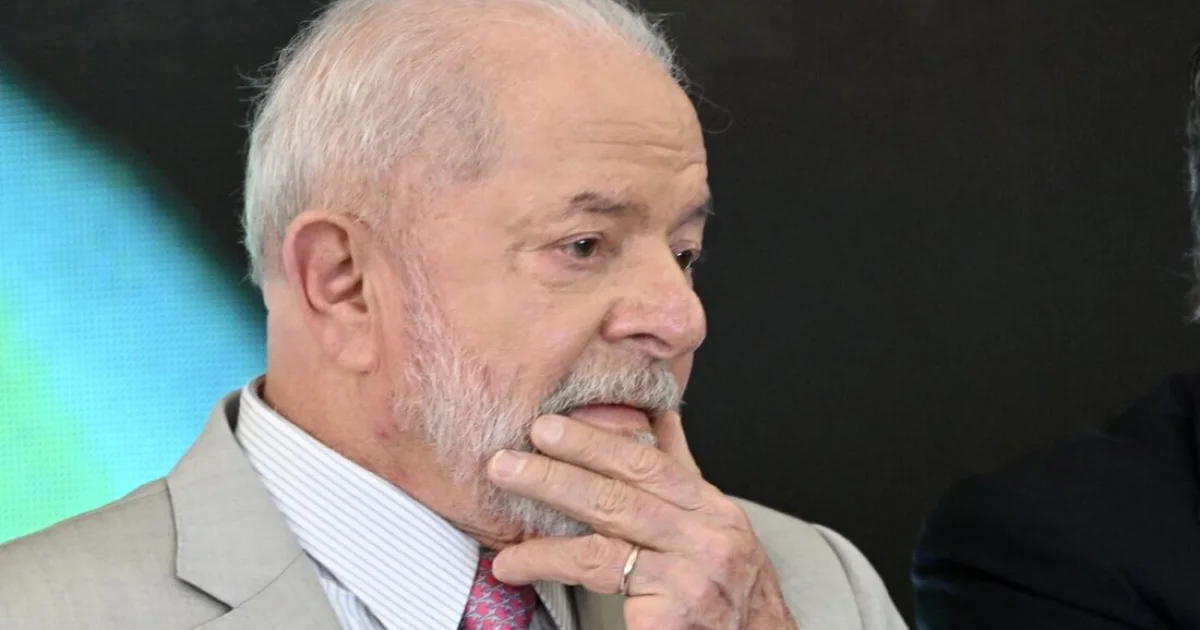 Tensão aumenta: Brasil inicia processo contra tarifas impostas pelos Estados Unidos