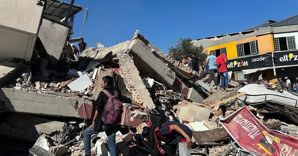 Terremoto de magnitude 7,4 atinge o oeste da Colômbia e deixa centenas de vítimas