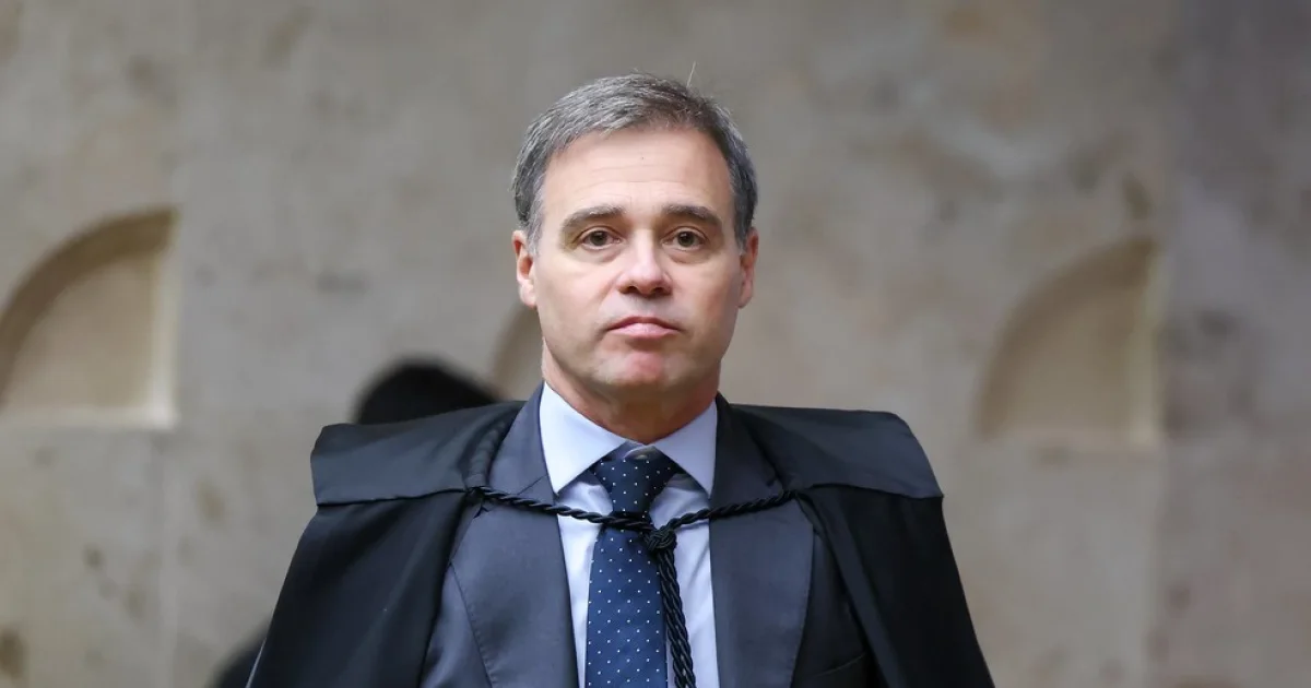 TSE barra análise de liminar de Mendonça contra PT e manda redistribuir processo
