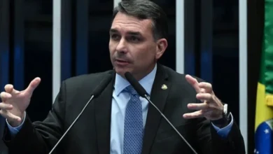 TSE restabelece filiação de Flávio Bolsonaro ao PL após registro irregular no Missão
