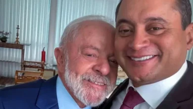 Vice-líder do governo Lula operava esquema milionário de lavagem de dinheiro com ajuda de advogado, diz PF
