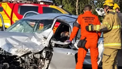 Alerta no trânsito: Grave acidente Mobiliza equipes de resgate para salvar motorista em ferragens