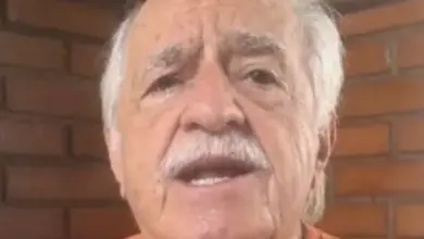 Aos 93 anos, Ary Fontoura se manifesta após algo preocupante acontecer na internet