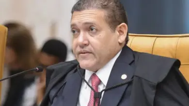 Após decisão anterior, TSE volta atrás de decisão envolvendo Bolsonaro