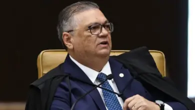 Após falhas apontadas no Master, Dino manda governo reavaliar regras da CVM