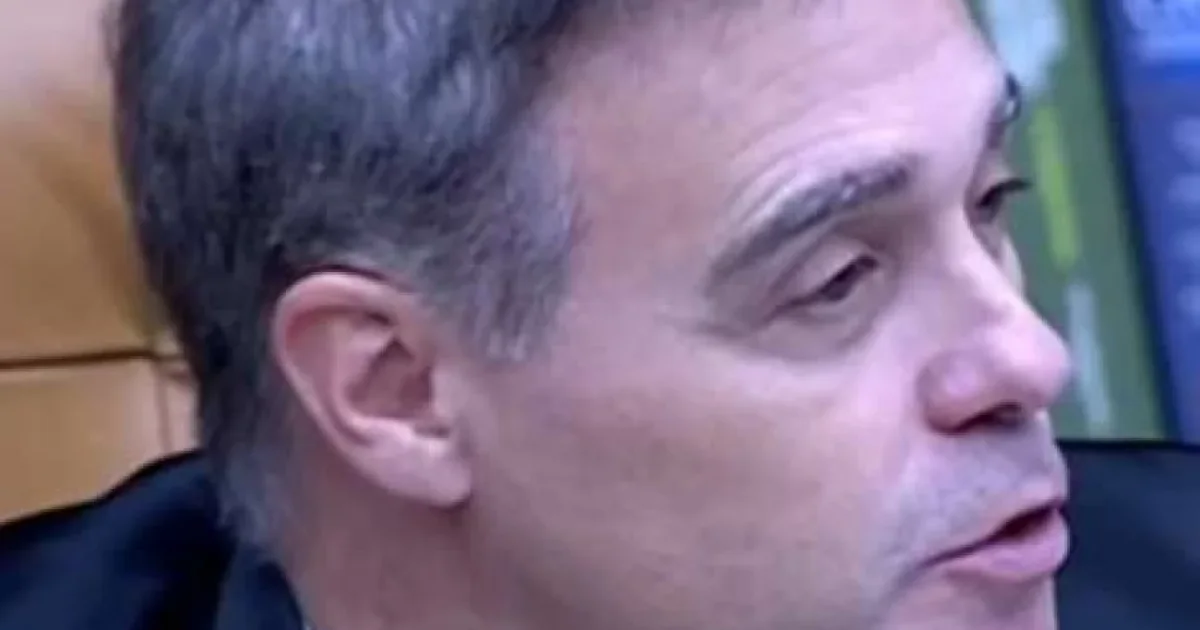 Após impasse técnico, André Mendonça passa a analisar íntegra de dados do celular de Daniel Vorcaro
