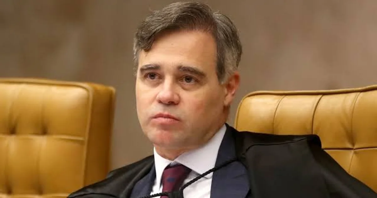 Após repercussão de áudio, Mendonça admite encontro e dá explicação sobre o caso