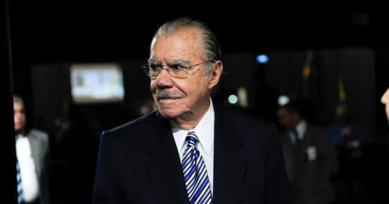 Após três dias internado chega ao fim a luta do ex-presidente José Sarney contra a pneumonia