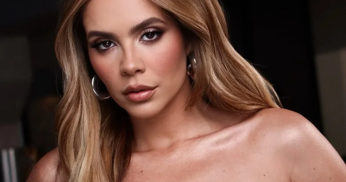 Avião em que Mariana Fagundes viajava faz pouso de emergência