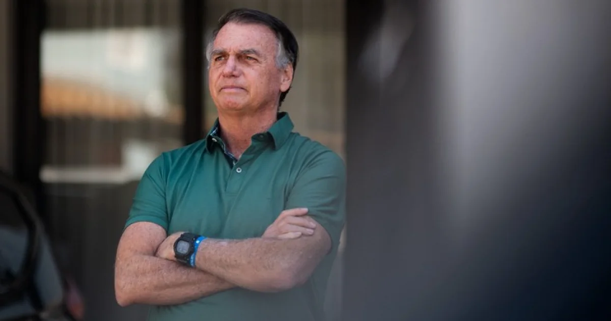 Bolsonaro informa Moraes sobre data de exame de sangue em casa