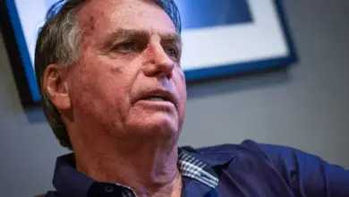 Bolsonaro pede suspensão da pena e apresenta novo argumento ao STF