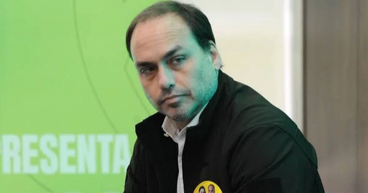 Carlos Bolsonaro revela onde pretende morar se não for eleito senador por Santa Catarina