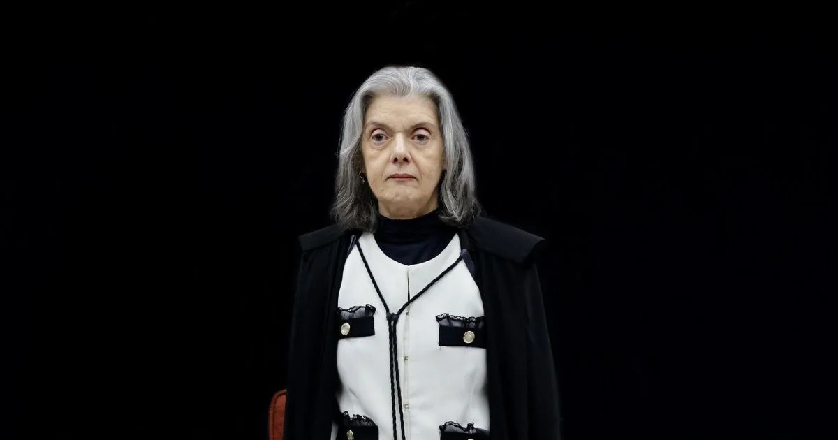 Cármen Lúcia manda duro recado em meio à crise no STF