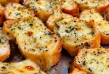 Creme de Alho Cremoso e Fácil: receita caseira perfeita para pães, carnes e acompanhamentos