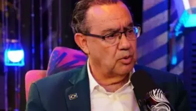 Cury faz declaração sobre Flávio Bolsonaro e aponta posição diferente no cenário político