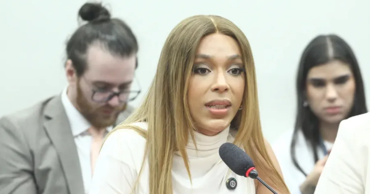 Decisão de Mendonça atinge Erika Hilton e outros políticos em meio a polêmica